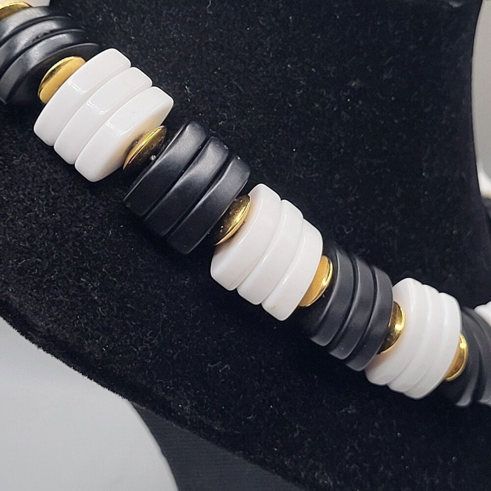 Vintage Avon Spectator Black White Flat Beads Unsigned Hook Clasp Choker 18in